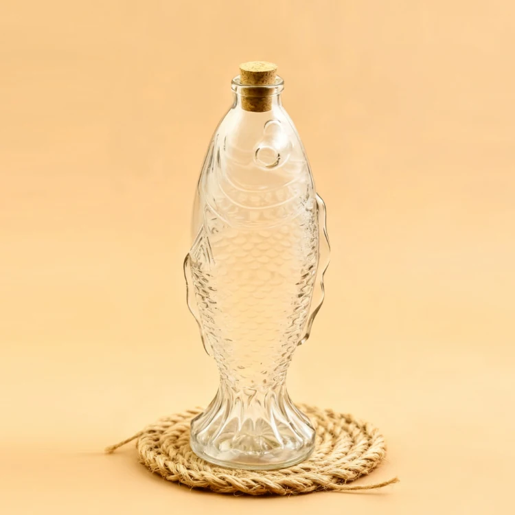 Bulk Sale 500ml 50cl Customizable Fish-shaped Glass Wine Vodka Whisky  Bottle With Wood Cork Craft Glassware Gift