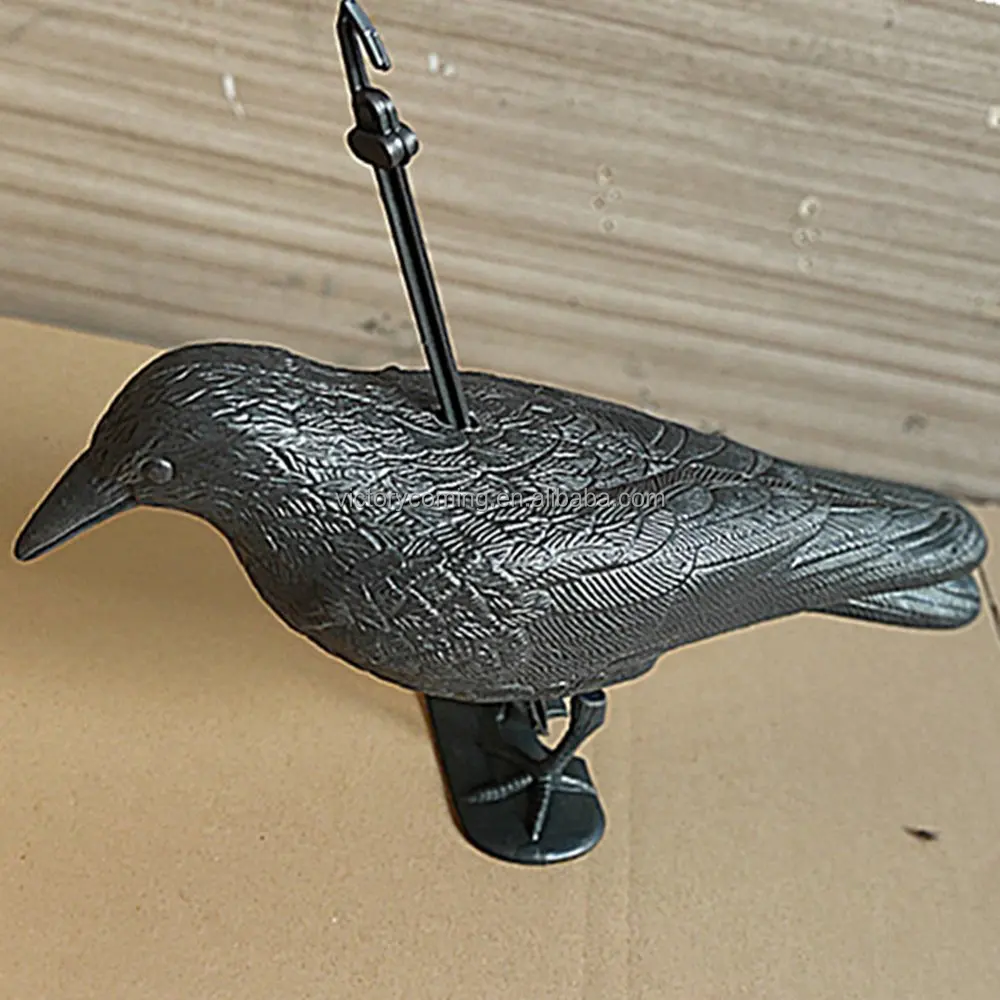 Monshop Hanging Dead Crow Decoy - 17 Inch Realistic Fake Crow, Bird Scarer For Garden, Halloween Decoration