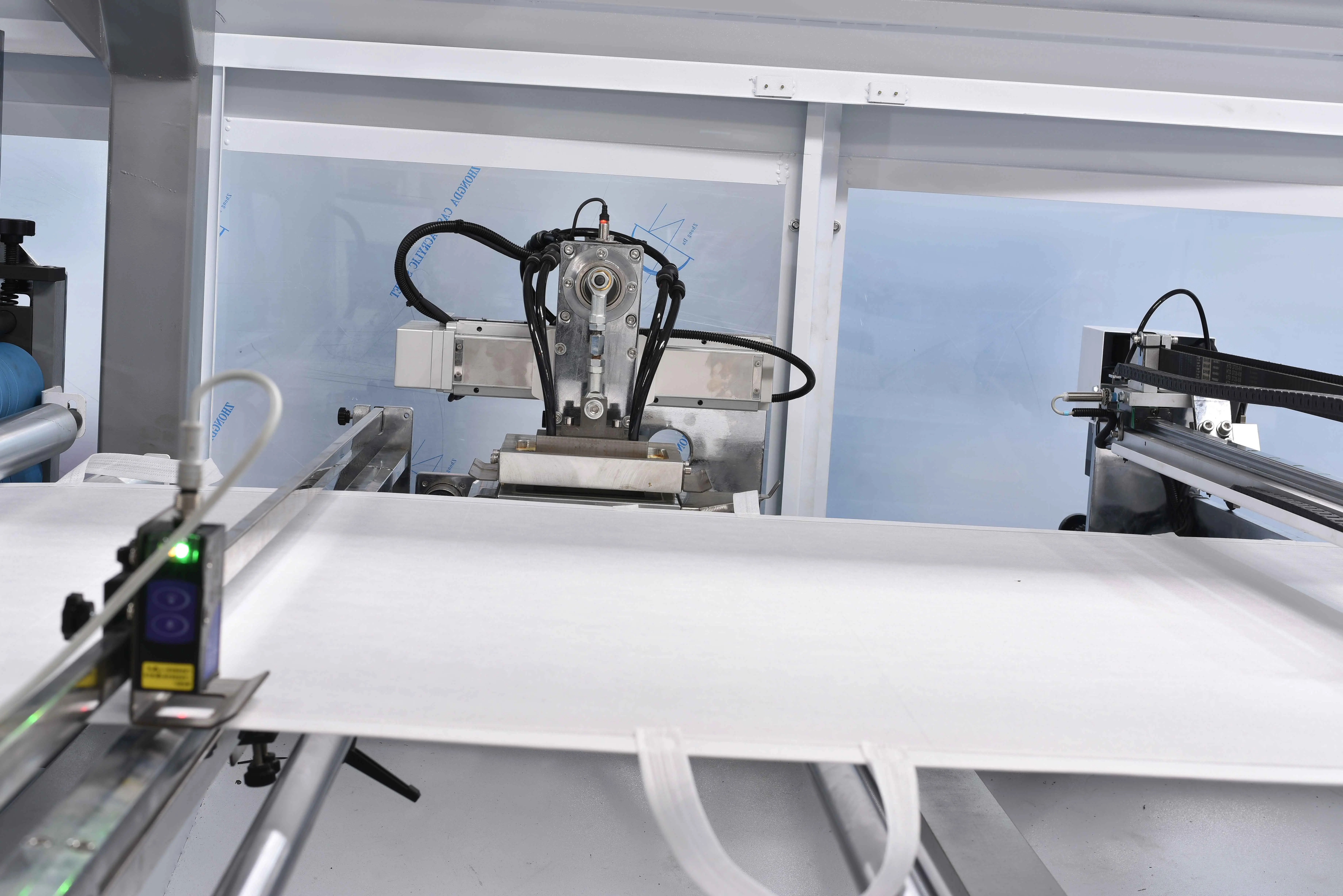 ZX-LT500 Full Automatic Non Woven Bag Making Machine Price | High