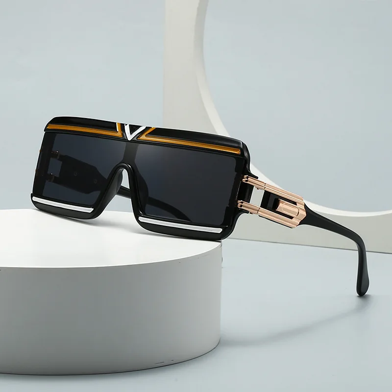 Luxury Brand V Letter Square Retro Sunglasses - Oversized  display picture 2