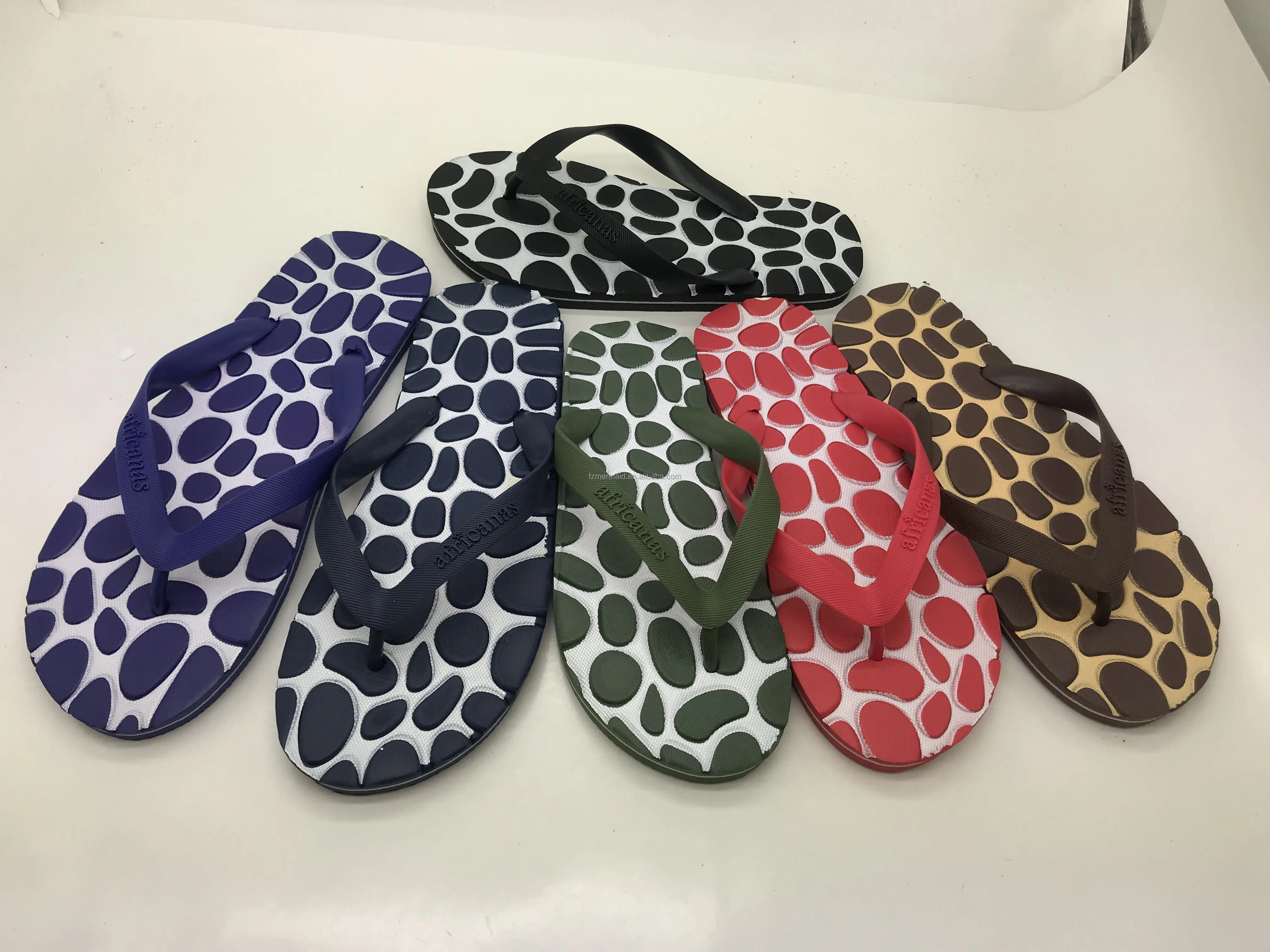 Wholesale and Retail Summer Men's Indoor and Outdoor Non-slip slippers Striped Color Matching Beach Leisure Flip-flops