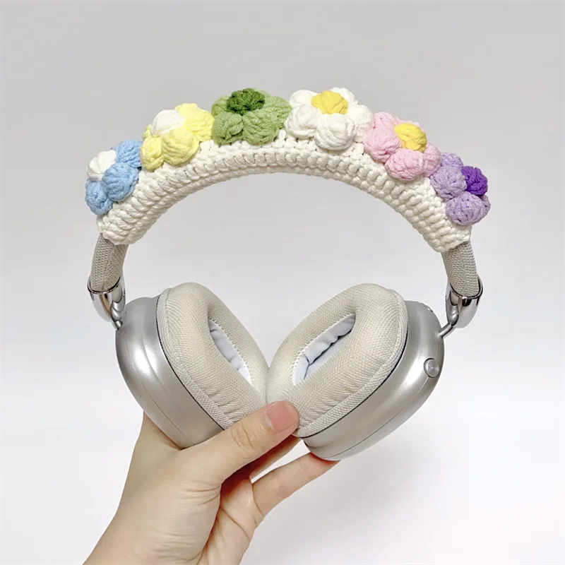 Airpods MAX ヘッドフォンカバー　小花モチーフ Amazon.com: JLSDBMZ Compatible with AirPods Max Case,White