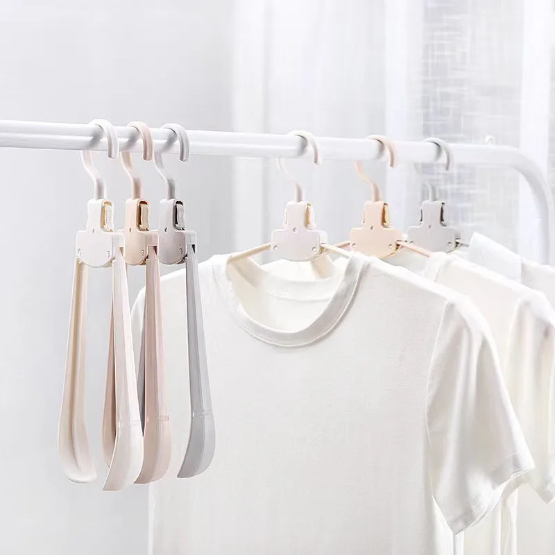 Travel folding hanger Multi-functional storage hanger Wide shoulder no trace non-slip hanger details