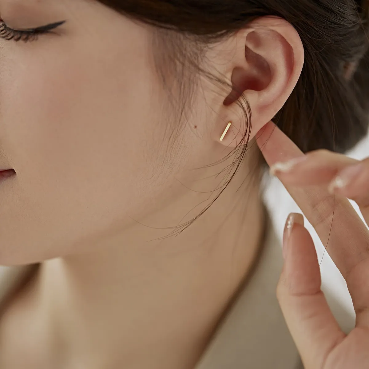 KAKODIY Fashion Accessories Vintage Korean Style Earrings Fashion Luxury Simple Gold Plated Yellow 925 Sterling Silver Stud Earrings for Women detail 4