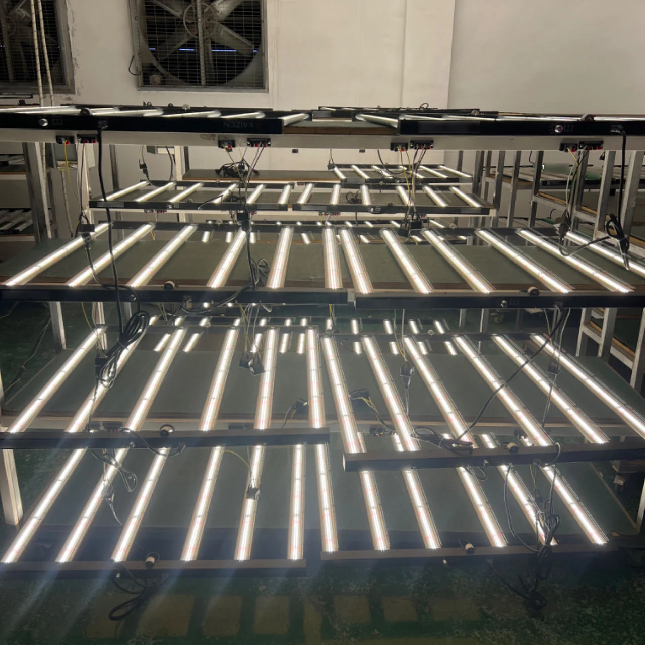 High PPFD LED Grow Light Bar 720W Full Spectrum Indoor Medical Plants Growth Dimming Herbs Growth