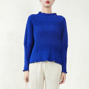 2025 Latest Design Miyake Pleated Tops Casual  High Quality Polyester Vintage Crew Neck Solid Color Long Sleeve Women's Tops