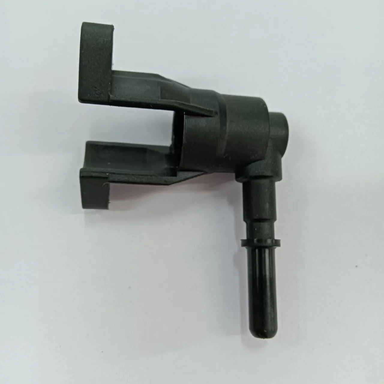 Factory Wholesale Fuel Injector Connector Case Bracket Motorcycle 6.30 Fuel Injector  Bracket for Yeson