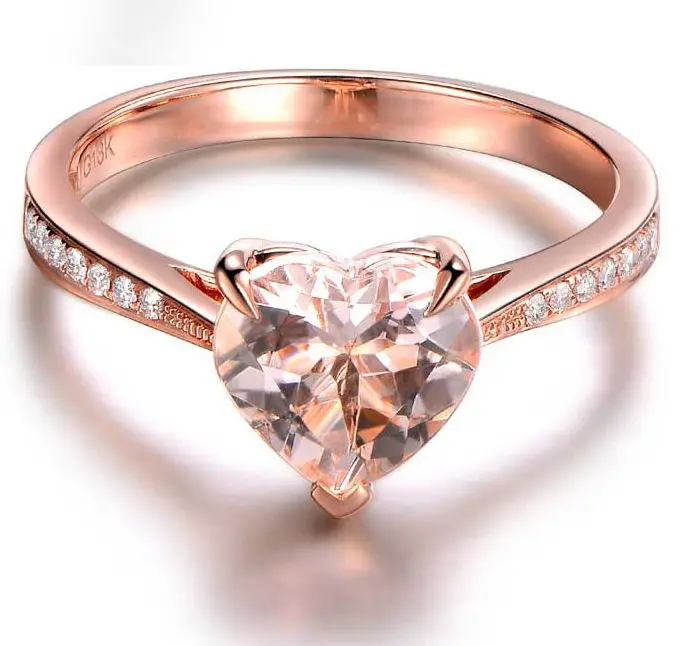 Cushion Cut Morganite Ring - Engagement Rings | Diamant Dublin