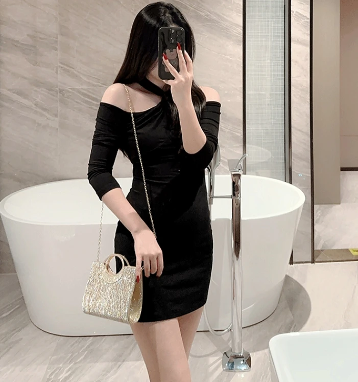 Crossbody Evening Party Clutch Bags Shiny Rhinestone Striped Handbags for  Women Wedding Bridesmaid Dinner Chain Shoulder Bag Shiny Rhinestone Striped Clutch Bags for Women's Events