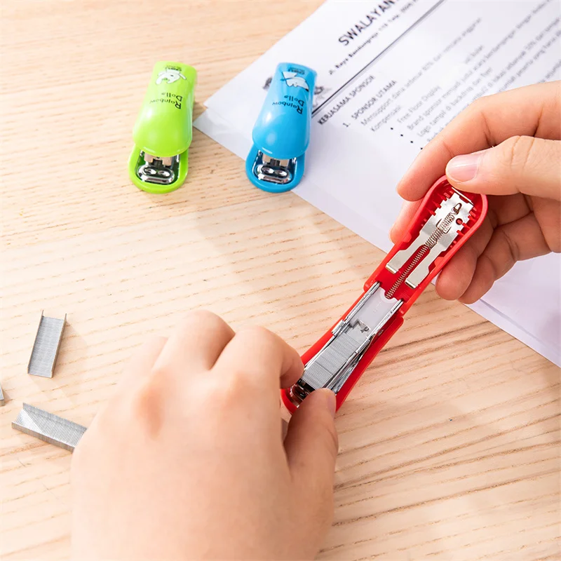 Mini Agrafeuse Portable En Forme De Panda Avec 1000 Agrafes N°10 Pour Bureau, école, Maison Ou