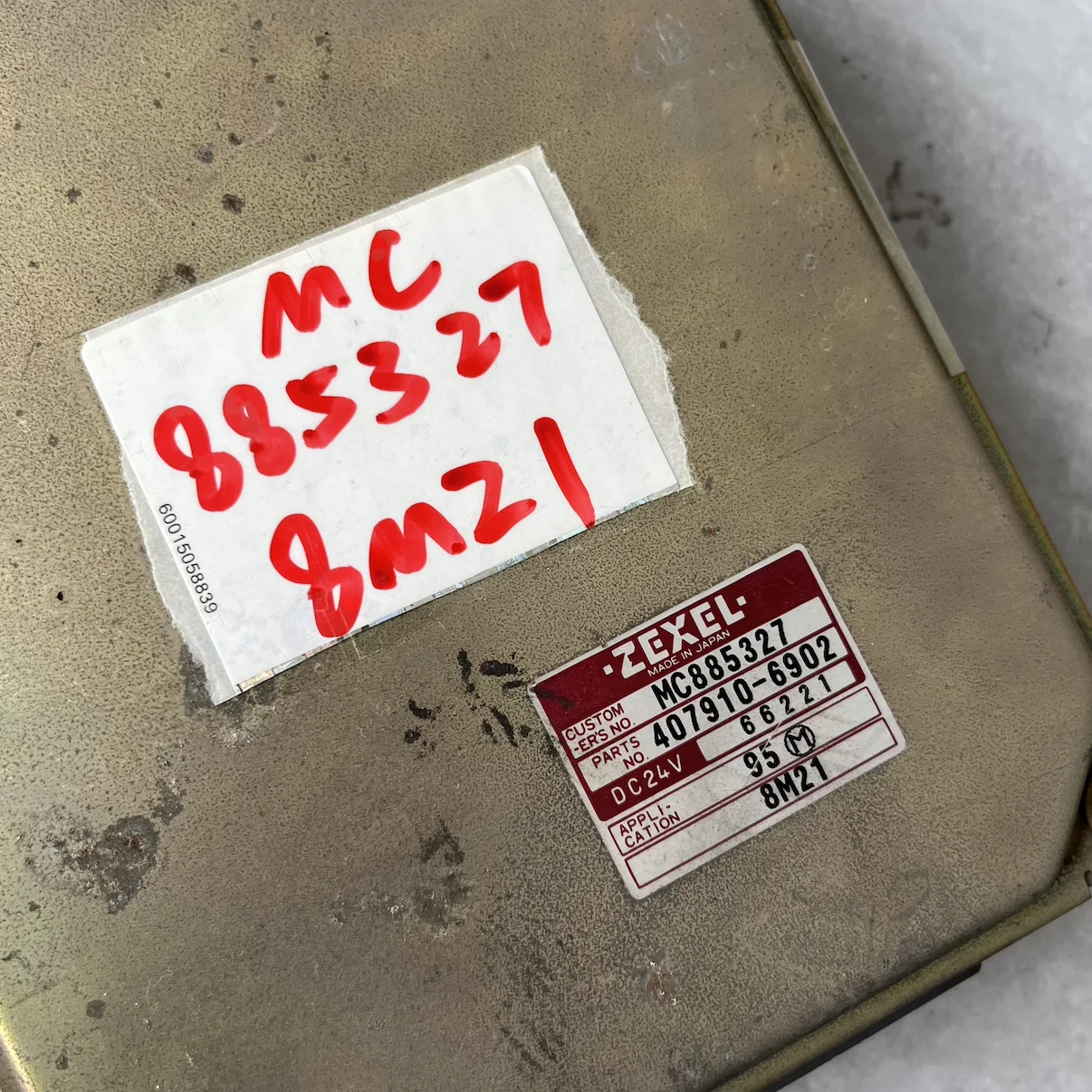 m28m出品 MITSUBISHI FUSO 8M21 ENGINE ECU ECM CONT UNIT - MC885327