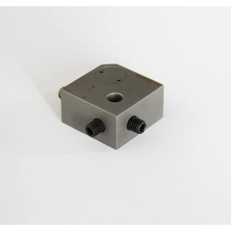 triaxial accelerometer and piezotronics accelerometer with acceleration sensor