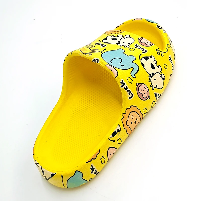 
 2021 hot sale slippers for kids yezzy slides beach non slip eva cartoon designer fashion wholesale cheap home house summer  2021 Лидер продаж; Тапочки в виде единорога для детей в жокейском стиле; Шлепанцы без задника с открытыми пальцами пляжные Нескол