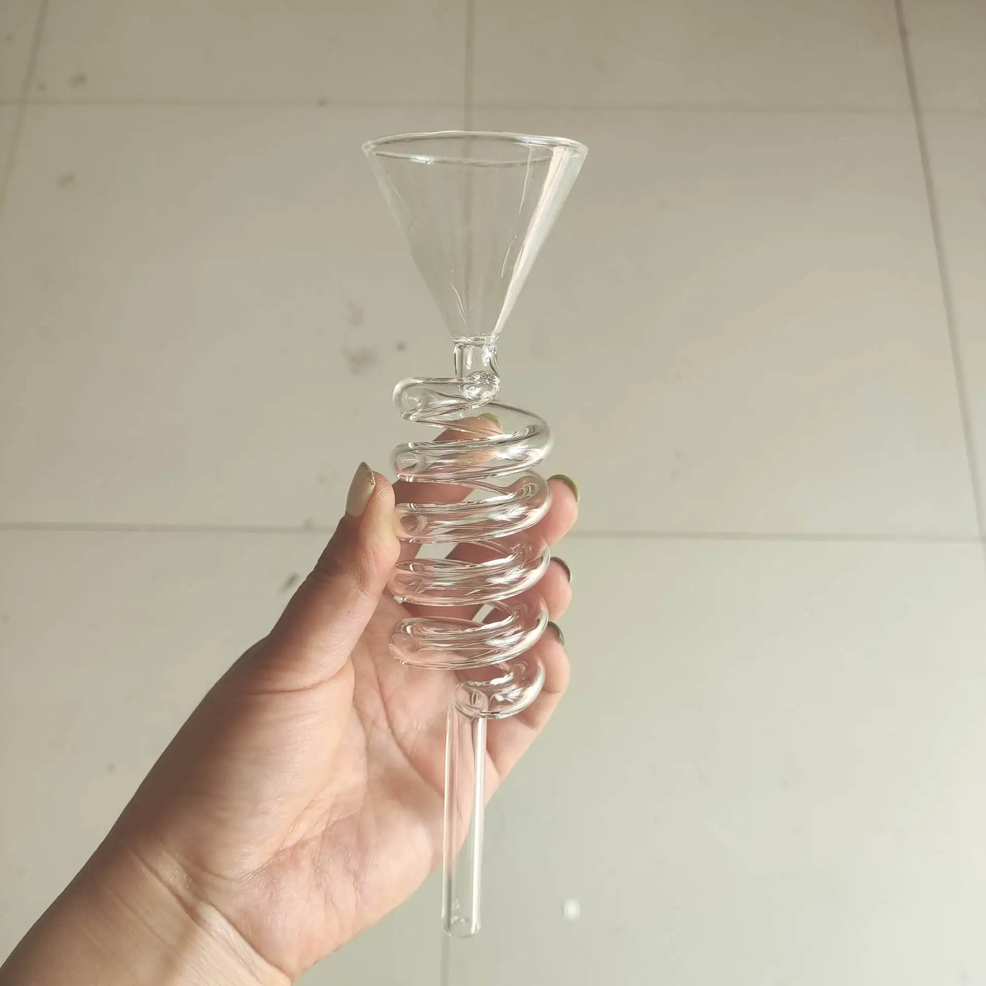 Custom Logo Handmade High Borosilicate Clear Glass Funnel with Straight Top Spiral NECK Cooling Funnel for Coffee Filter Maker factory