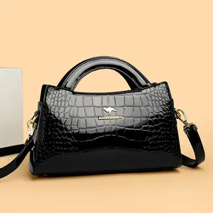 2026 New Retro Elegant Textured Shiny Large Capacity Shoulder Portable Crossbody Bag for Women