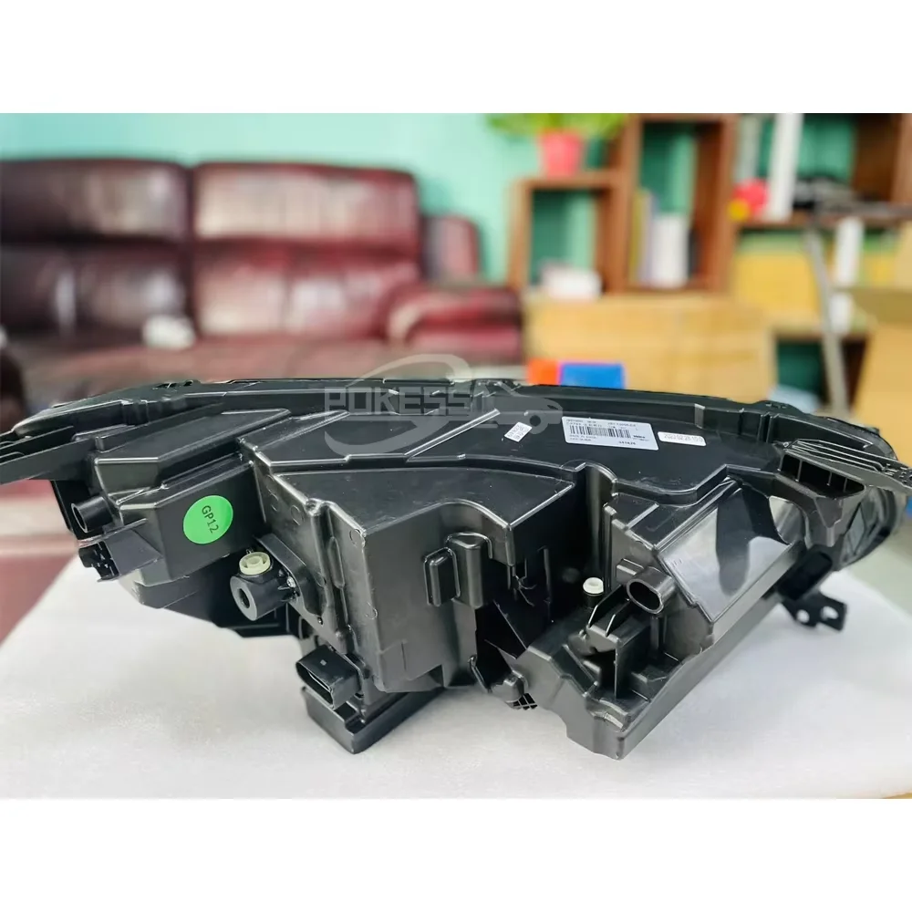 Front Light POKESS Car Headlights JS113005BB Right — 2