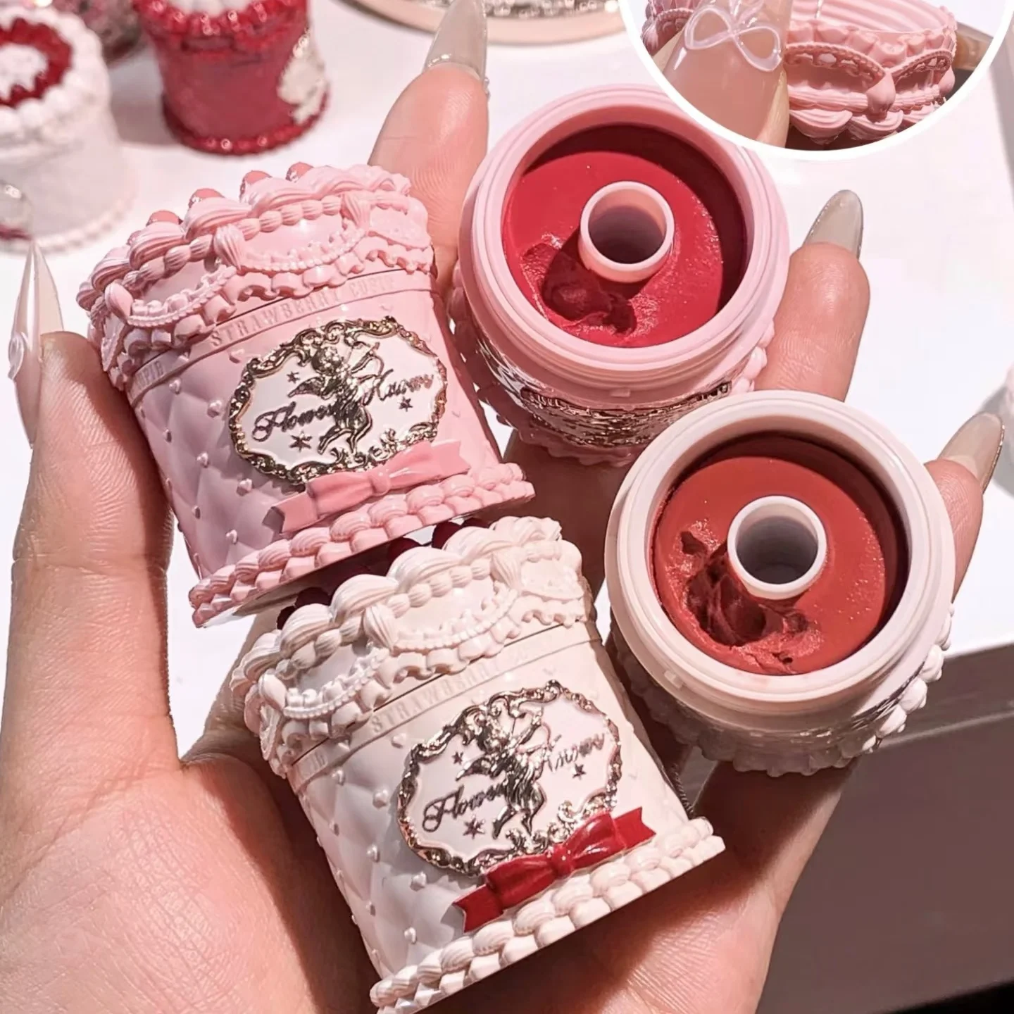 STRAWBERRY FIELDS 『Lips Like Strawberry』 Flower Knows Strawberry Cupid Cake Lip Mud - Matte Velvet