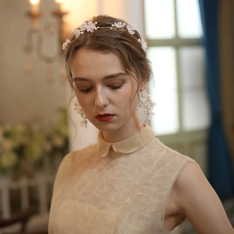 New Design Creative Highlight Imitation Pearl Bridal Accessories Fancy Bride Earrings for Women