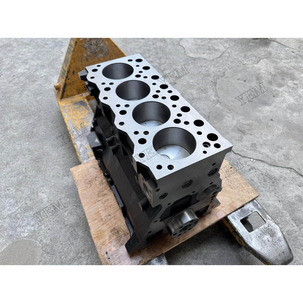 Good Quality 4D95 Cylinder Block Assembly Part No. 3