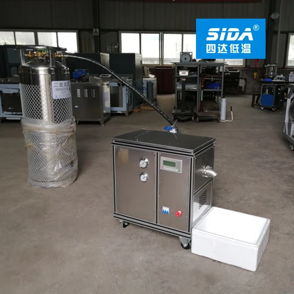 Cryogenic Liquid CO2 Blast Cleaning Equipment Dry Ice Blasting Machine -  China Dry Ice Pelletizer Machine, Dry Ice Machine