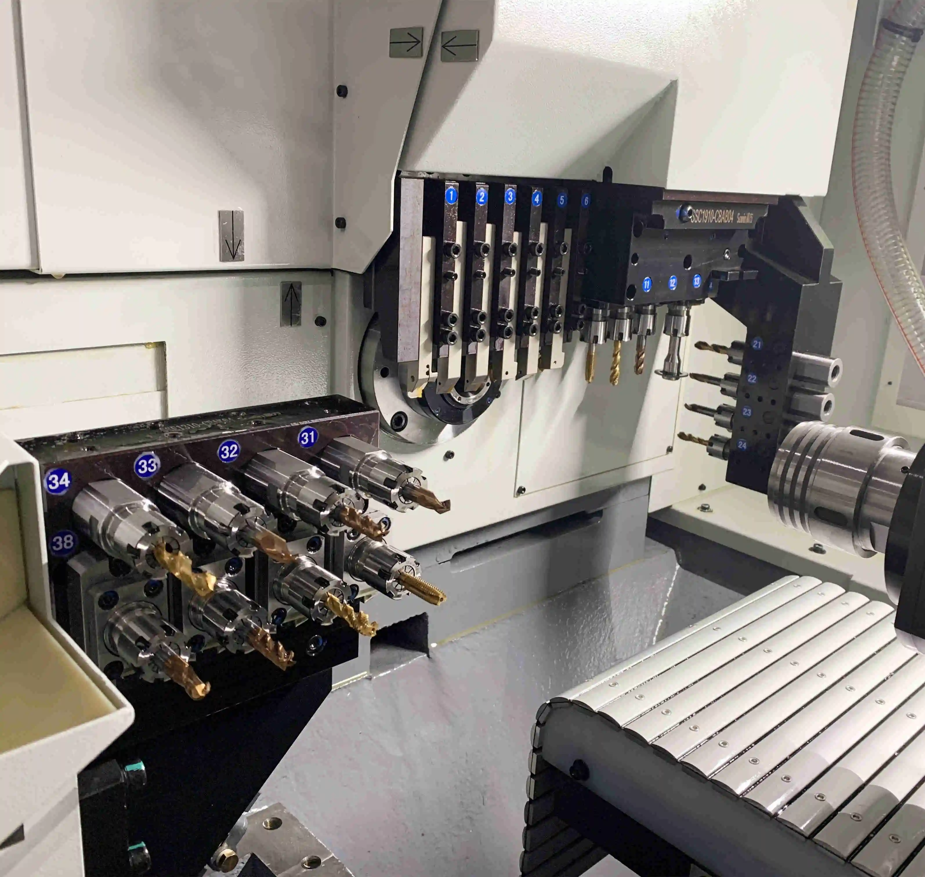CNC Turning Guide Bush Sliding Head Swiss Types Machine