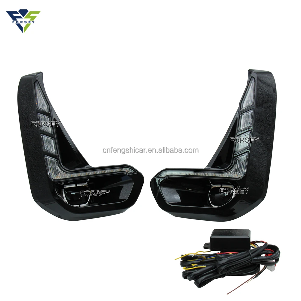 Hilux Revo 2020 2021 2022 2023 Car Front Bumper Lamp Fog Lamp Driving Light with Cover