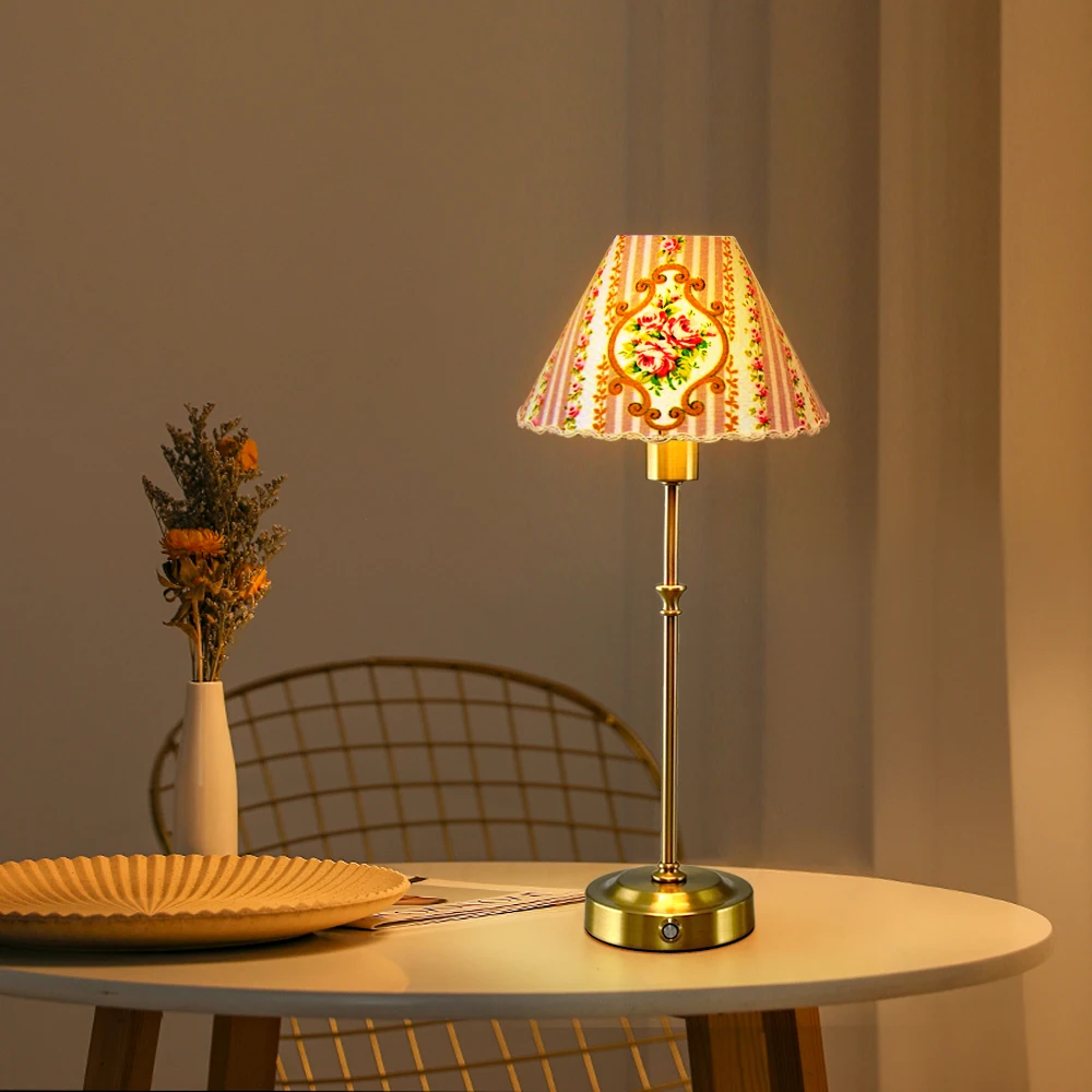 High Quality Classical Table Light for Weddings Fabric Cordless Lamps Replaceable Lamp Shade Hotel Restaurant Table Lamps