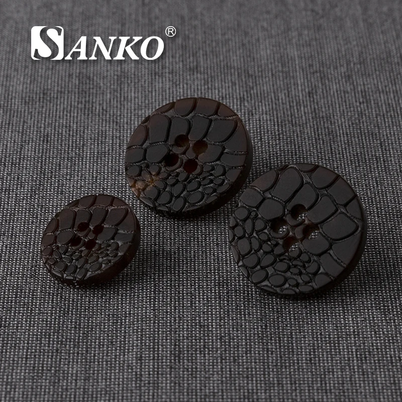 SANKO Desgin Custom Made Black Brown Color Round 4 Hole Real Natural Buffalo Horn Button for Suit Coat