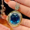 Pendentif cristal pointu bleu avec chaîne Chopin