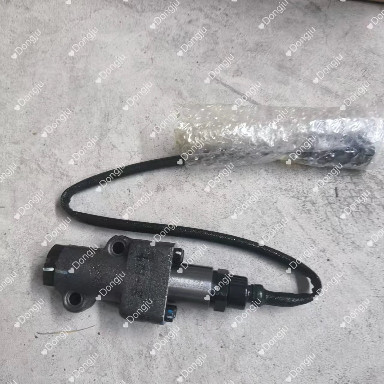 4402667 Suspension Cylinder Pressure Valve for UNDERGROUND