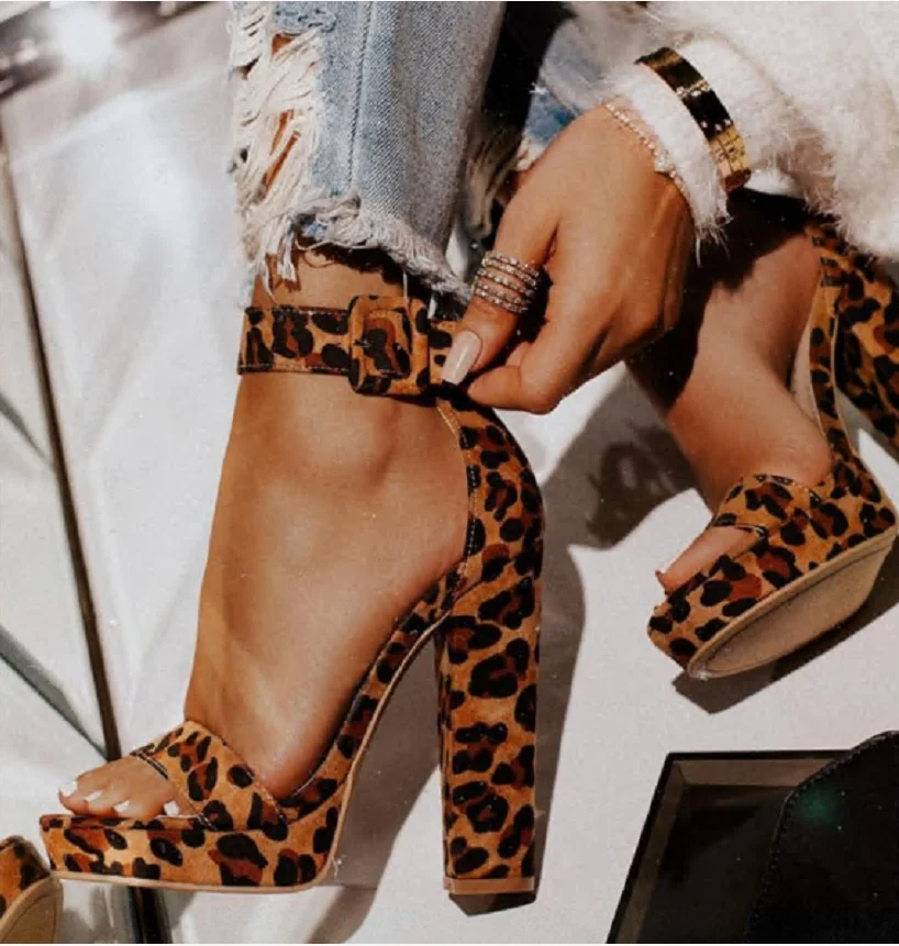 Leopard Print Knee High Knee High Heeled Boots For Women Fashionable Chunky  Heel Round Toe Shoes For Spring And Autumn From Feizhouzhou, $50.67 |  DHgate.Com