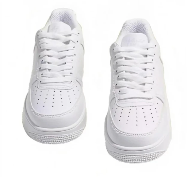 Winter Casual Skateboarding Sneakers Fashion Lace-Up Closure Type