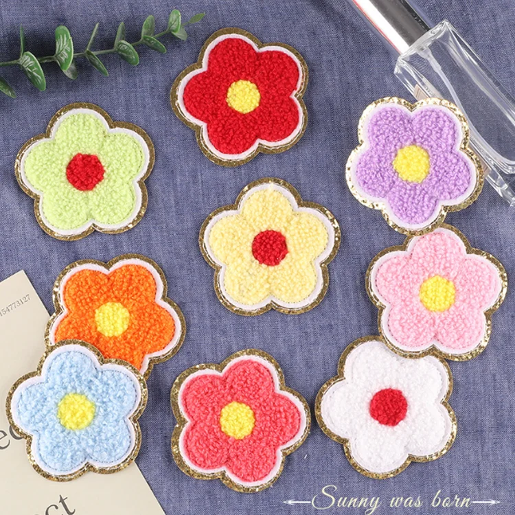 Promotional Rhinestone Pearl Cute Glitter Kawaii Woven Patch Beads Sequins Iron on Flower Embroidery Patches for Clothes