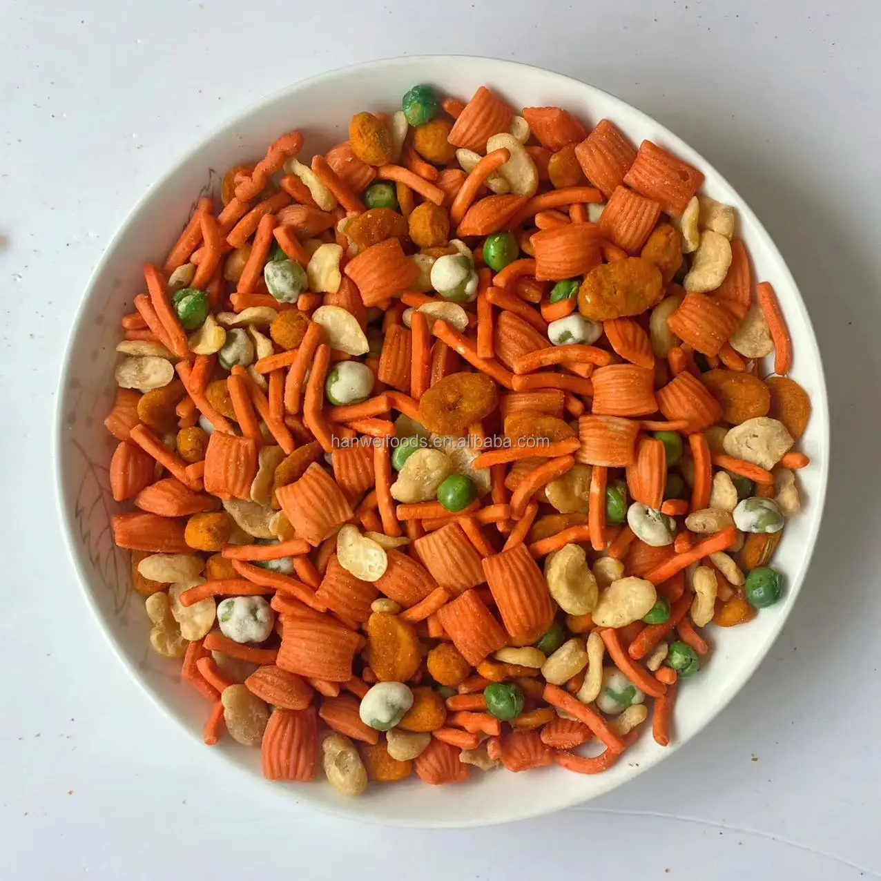 Hot Sale Asian Crackers Broad Beans Green Peas Coated Peanuts Mixed Oriental Snacks supplier