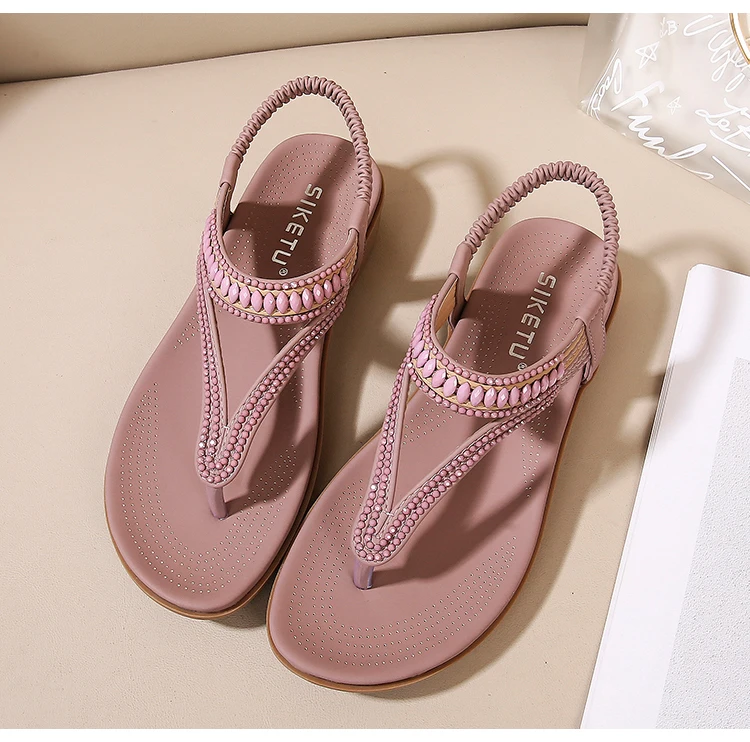 Elastisches Band Perlenclip flacher Boden Strand-Wegelsandalen weiche und dicke Sohlen Damenschuhe für draußen Sommermode