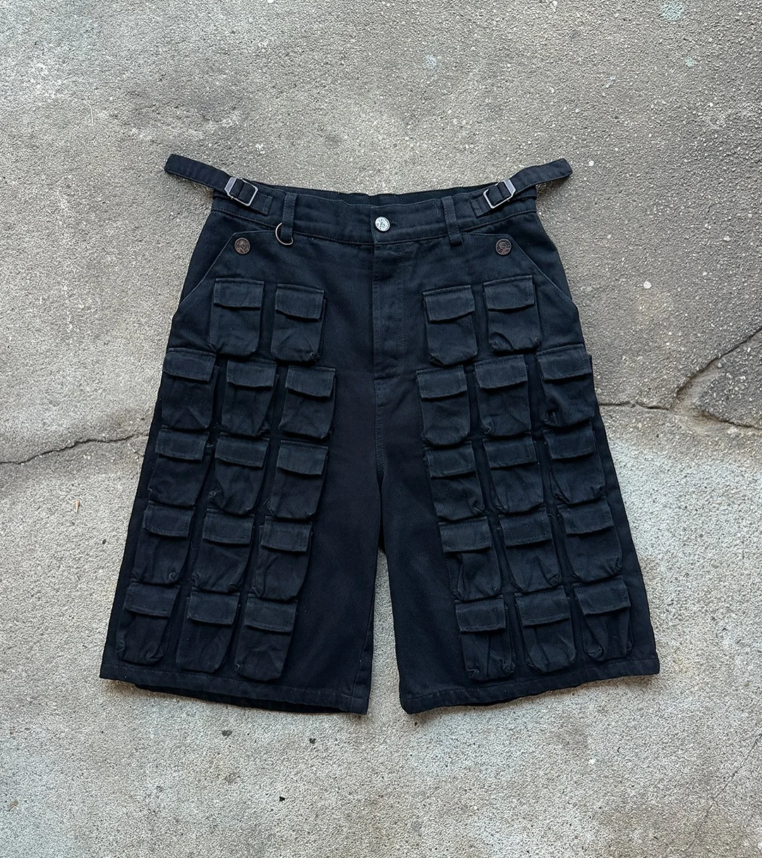 Custom Streetwear Denim Shorts Distressed Embroidery Patch Rhinestone Flared Jorts Jeans Shorts Men gallery 7