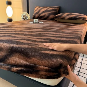 New Hot-selling Warm Fur Bed Cover Soft Mattress Protector Colorful Fitted Sheet Set