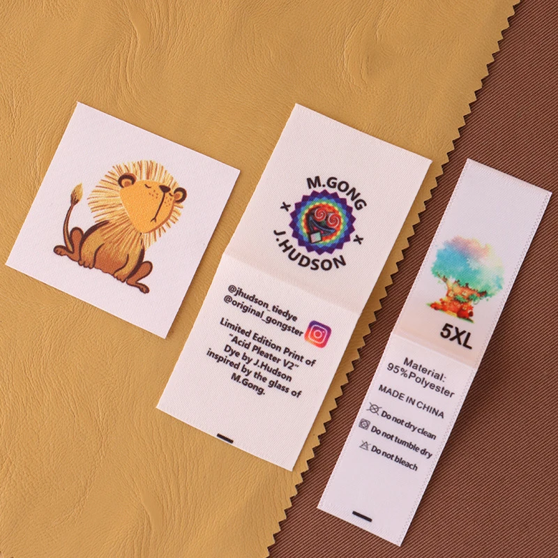 Цифровая печать белая атласная печатная этикетка Светоотражающая для ухода за стиркой на заказ одежды