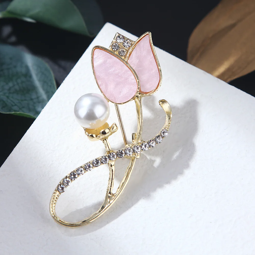 Go Party Temperament Flower Brooch Pearl Shell Rhinestone Brooch Tulip Brooches Pins for Women Corsage Suit Coat Accessories