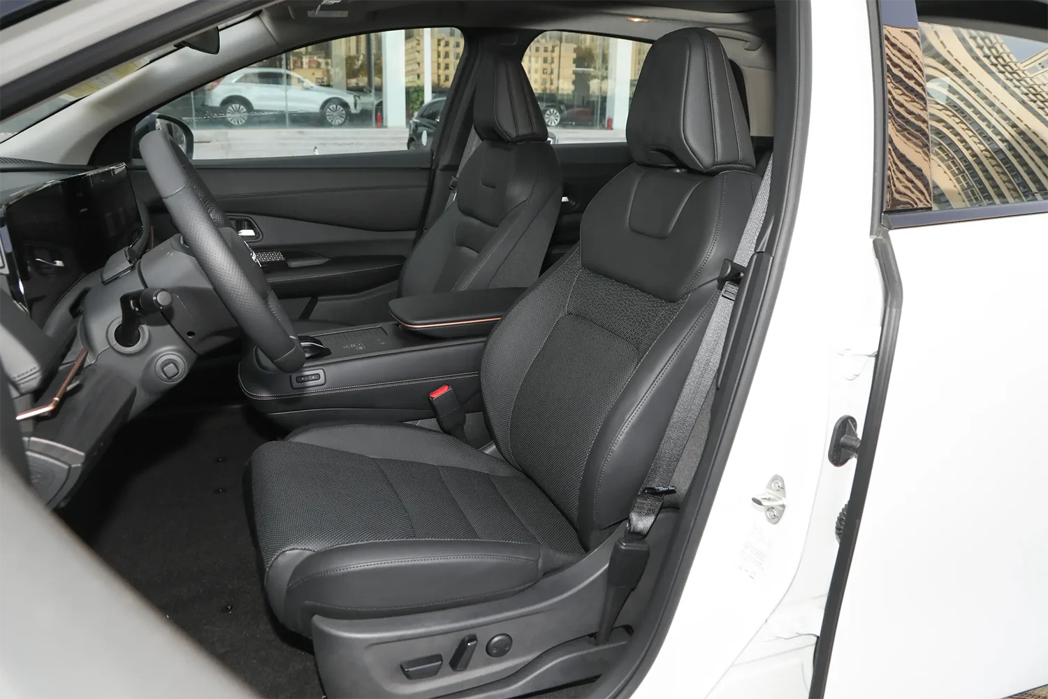 2023 New Energy Vehicles Dongfeng Nissan Ariya Four Wheel 0km Cheap Used Electric Cars for sale Nissan Ariya