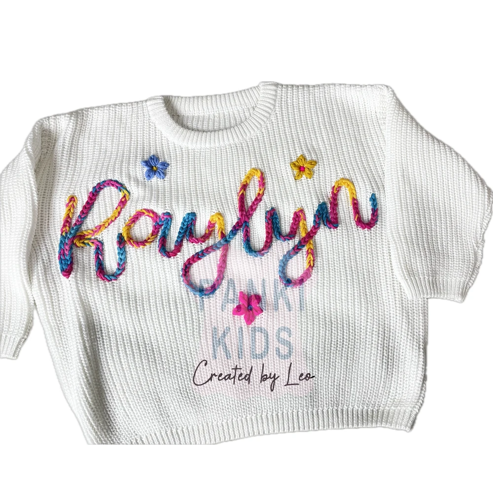 Высокое качество, низкий минимальный заказ, вязаный объемный свитер с именем на заказ, свитеры для маленьких девочек с ручной вышивкой