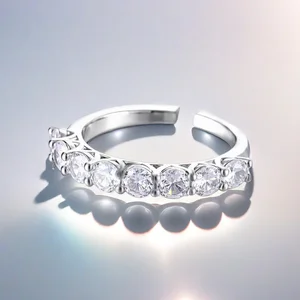 Custom Wholesale Rings Fashion Ring Trendy Claw Setting Alloy Silvery Zircon Festival Holiday Rings for Girls Women