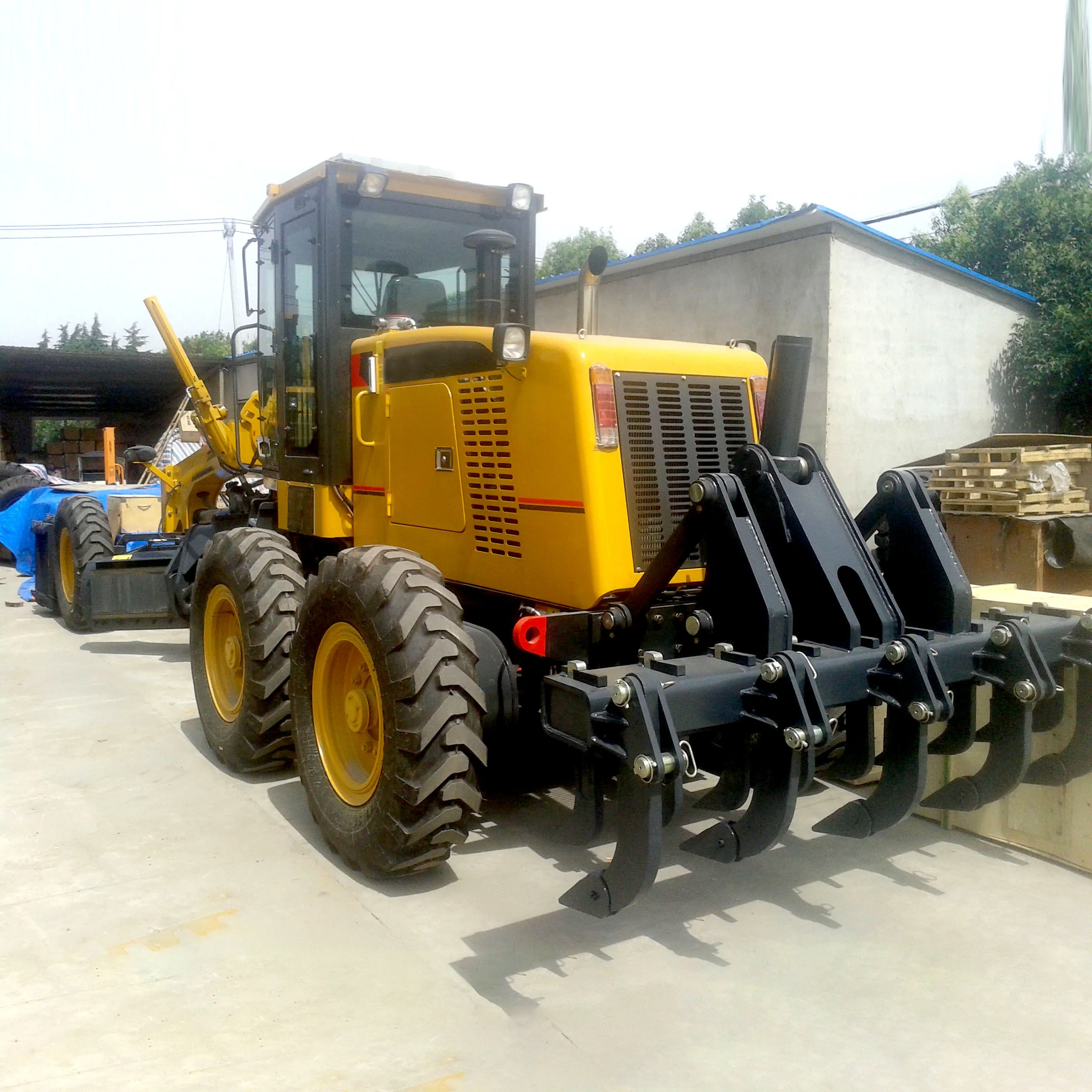 China Brand GR100 Road Grader Machine Mini Motor Grader for Sale