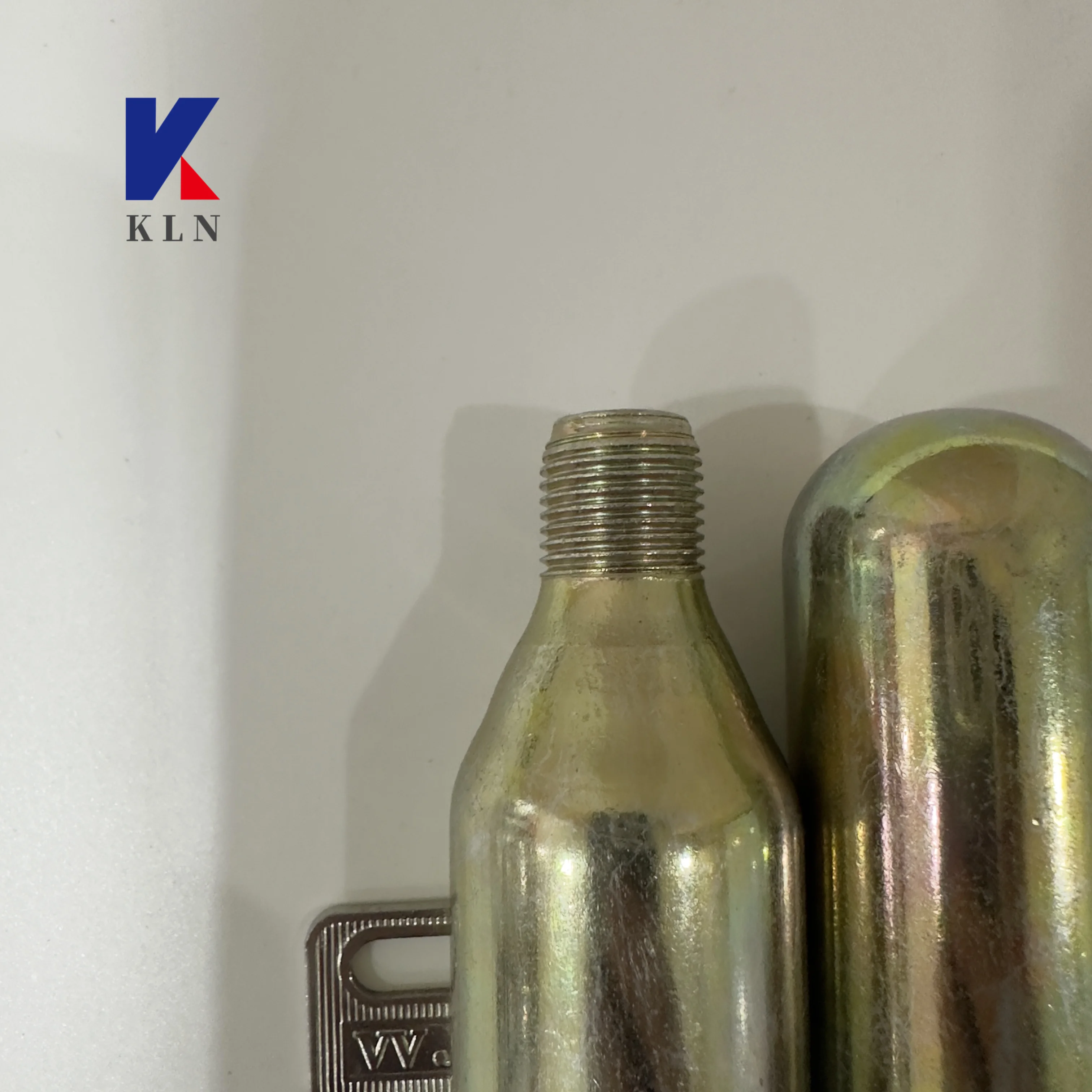60g Co2 Cartridge 80cc Co2 Cartridge Gas Cylinder 1/2 Thread 5/8 Thread Factory Outlet
