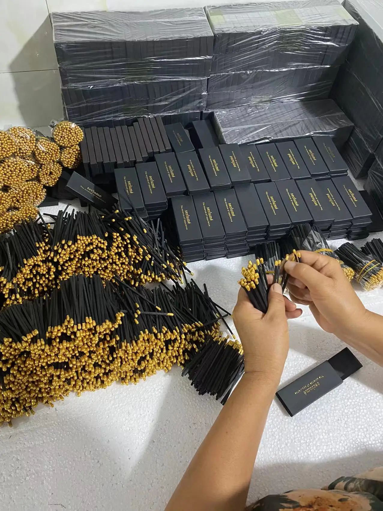 Luxury Custom Logo Color Matches Long Pole Matchbox With Wooden Bulk