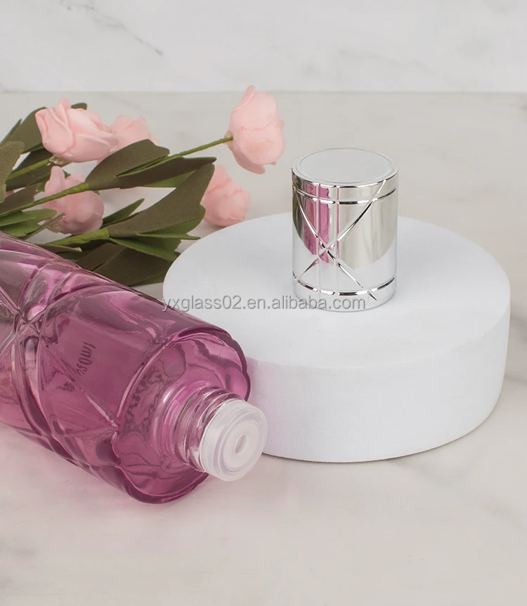 Luxury Unique design cosmetic glass bottle set irregularity shape glass jar bottle Skincare cosmetic packaging suit container details