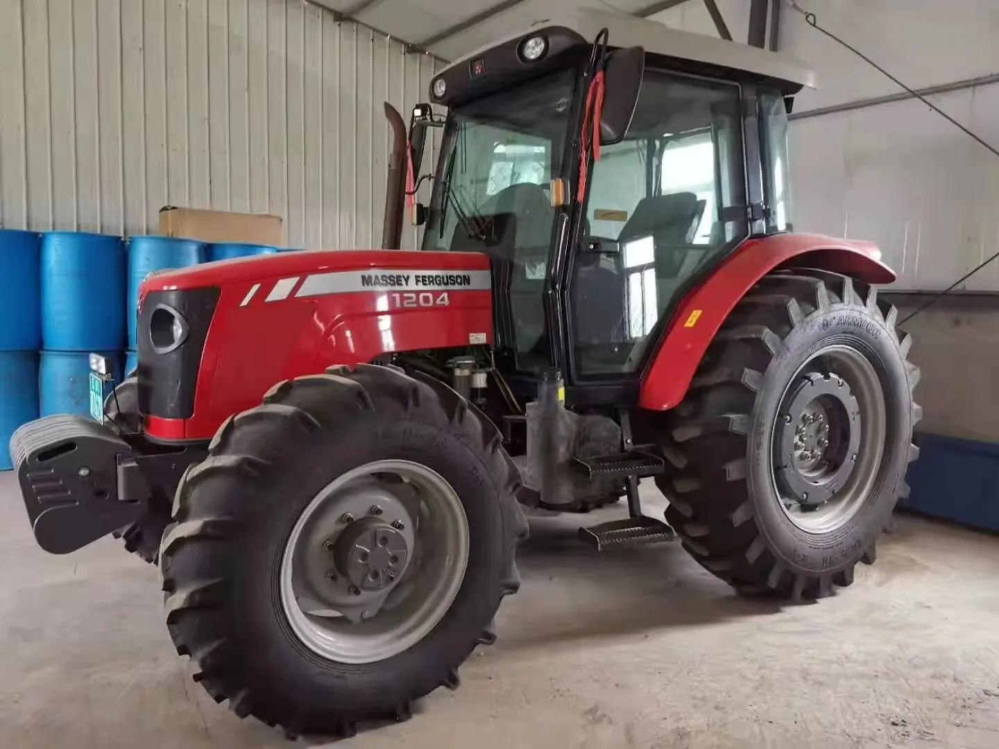 Tractor 4x4wd Massey Ferguson 120hp 