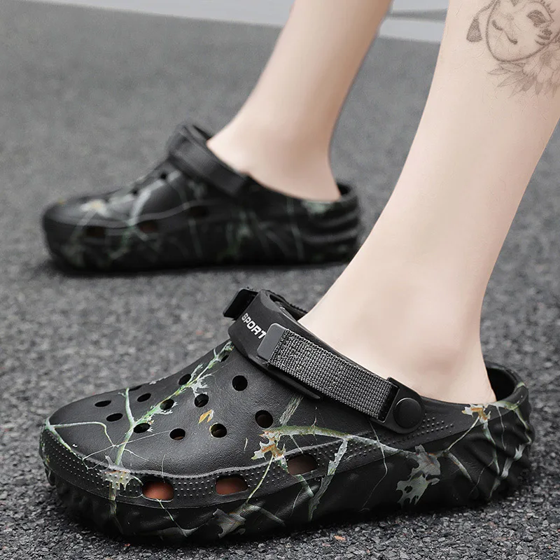 Men's Dual-Use Casual Sandy Slippers Breathable Summer Light Holes Beach Shoes Flat Feature EVA Slip-On for Outdoor Leisure