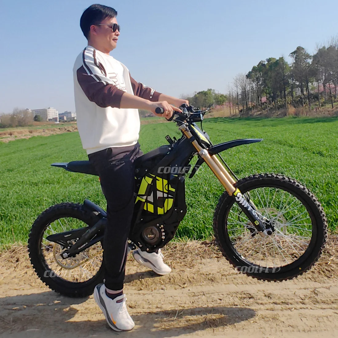 Sur Ron LBX off Road Velo Electrique Long Range Upgrades
