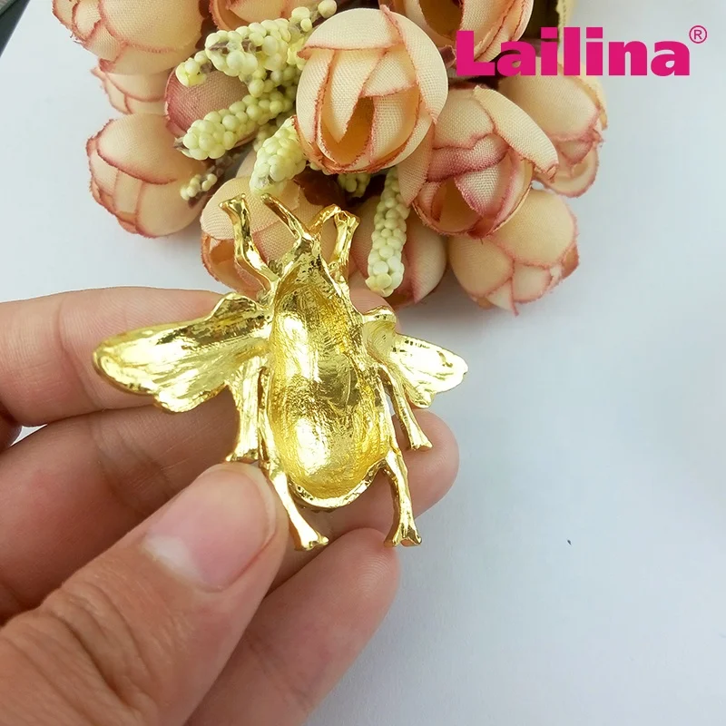 Vintage Faux Pearl Bumble Bee Insect Brooch Gold Tone